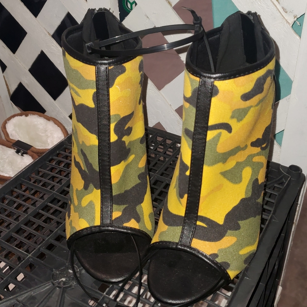 Army Fatigue Heels